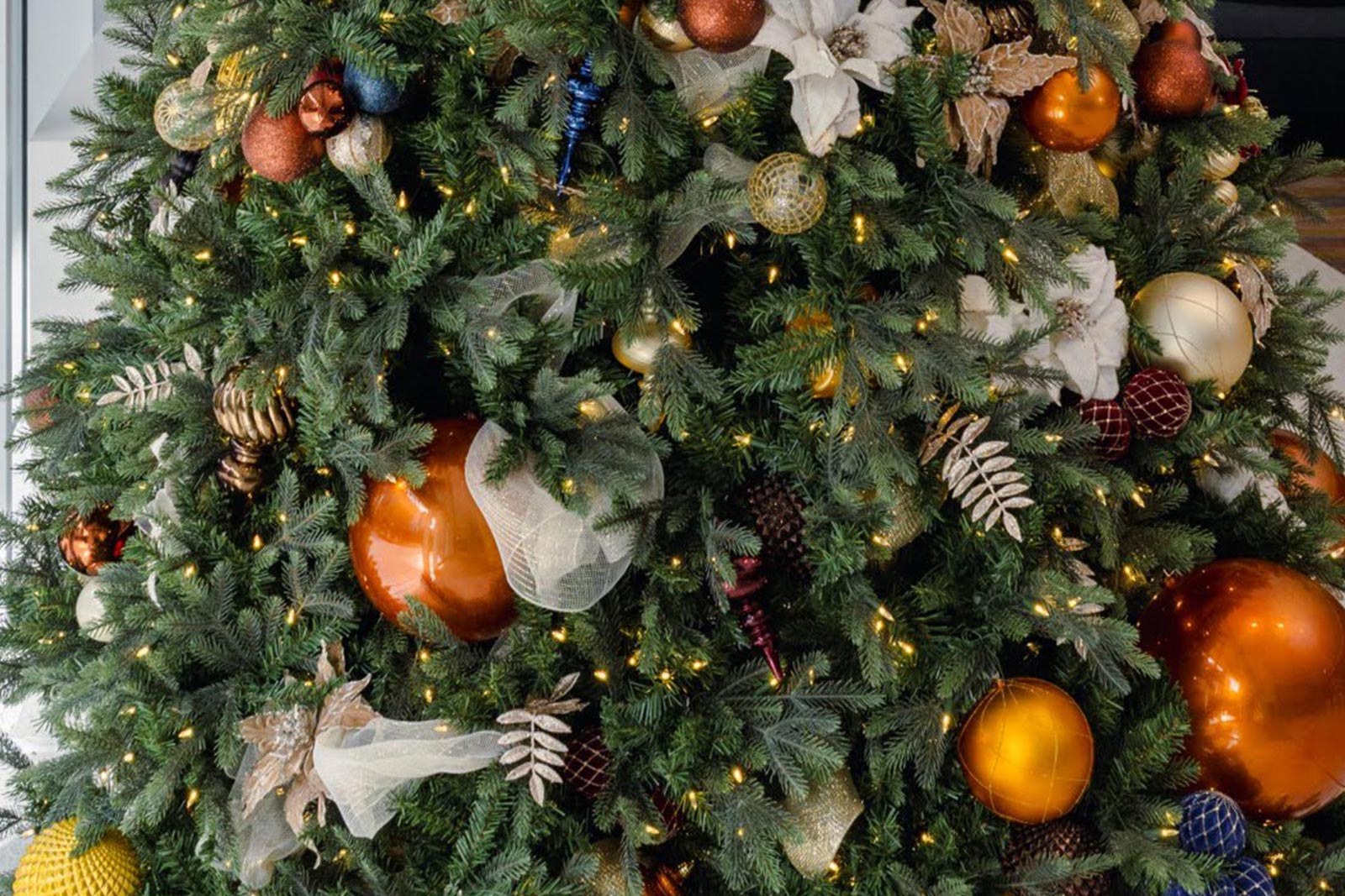Modern-Christmas-Details